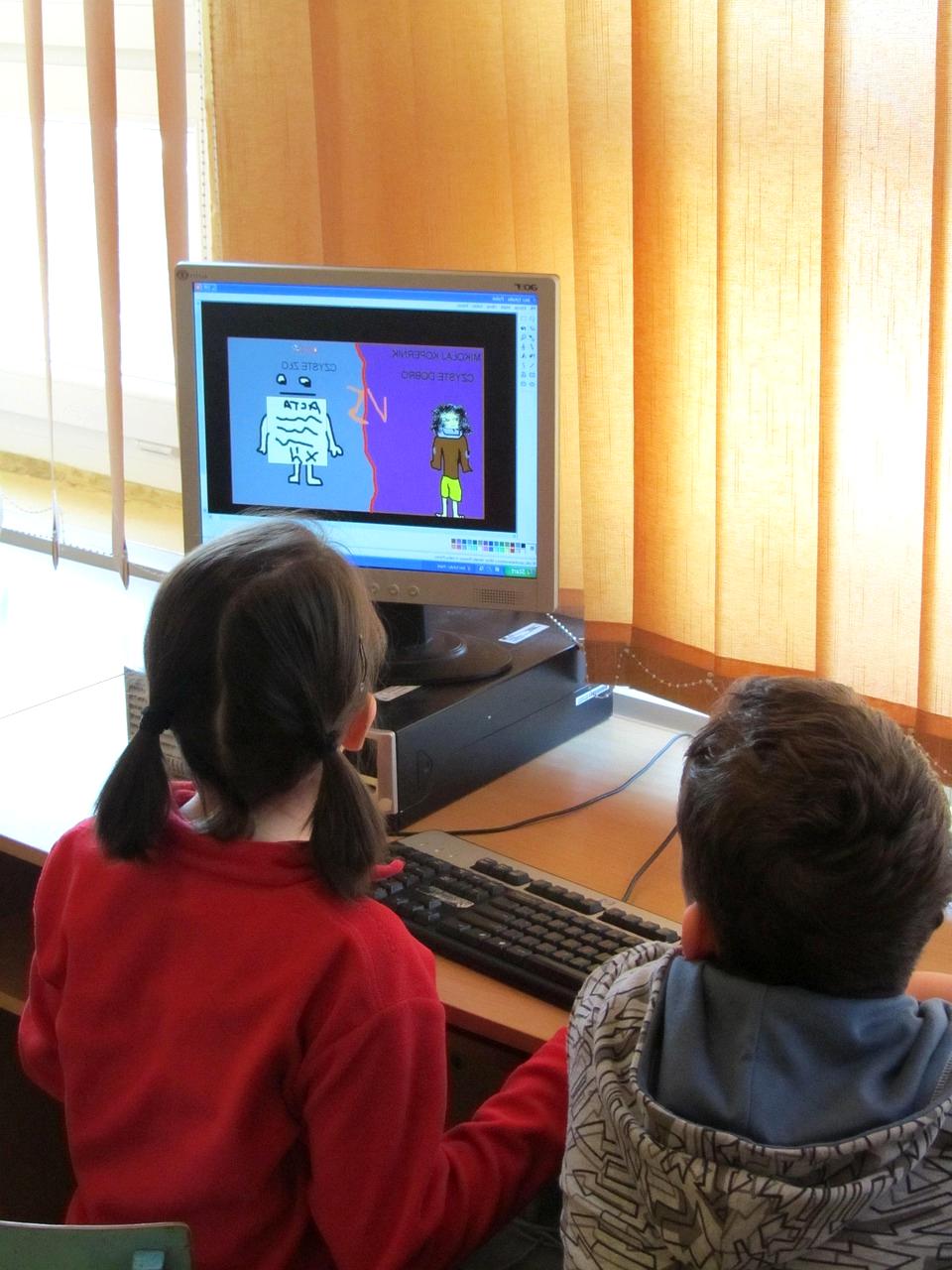 Interactive labs and hands-on exercises